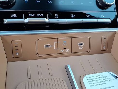 New 2026 Hyundai Santa Fe Calligraphy FWD image 15