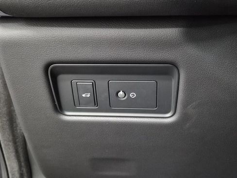 Used 2024 Jaguar F-PACE R-Dynamic S image 24