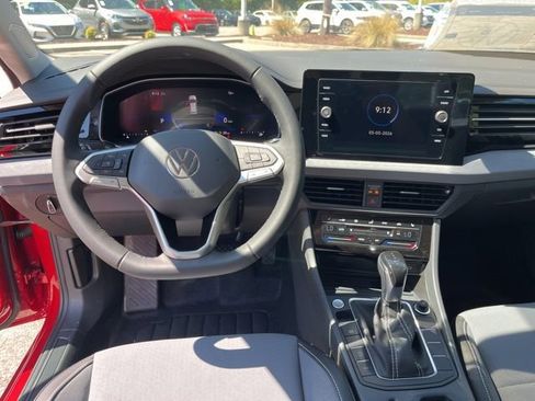 New 2026 Volkswagen Jetta SE FWD image 16