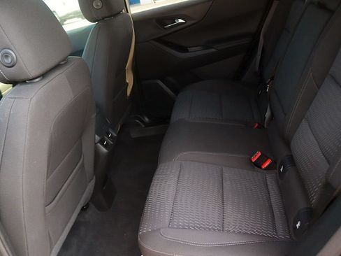 Used 2025 Chevrolet Equinox LT AWD/4WD image 14