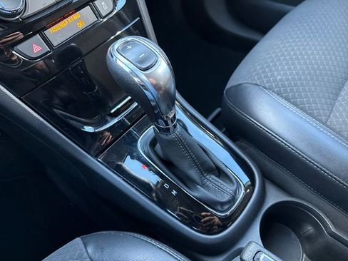 Used 2019 Buick Encore Preferred image 27