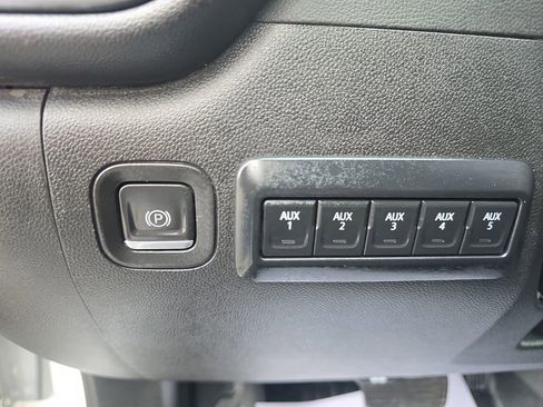 Used 2024 Chevrolet Silverado 2500 W/T w/ WT Convenience Package RWD image 32