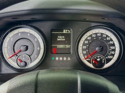 Used 2014 RAM 1500 Express AWD/4WD image 15