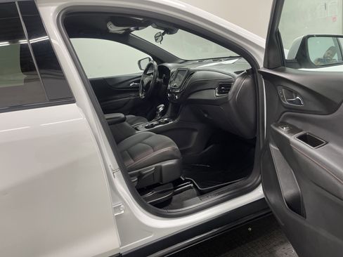 Used 2022 Chevrolet Equinox RS w/ LPO, Floor Liner Package image 26