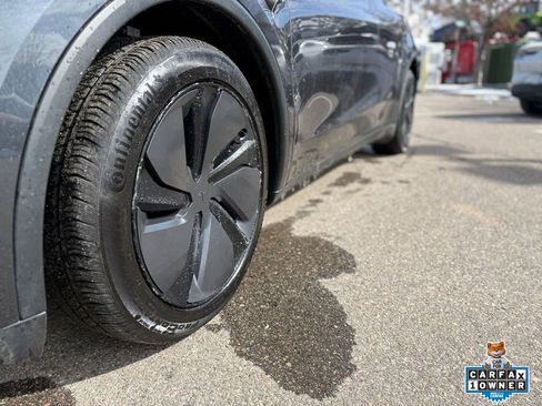 Used 2026 Tesla Model Y Long Range image 12