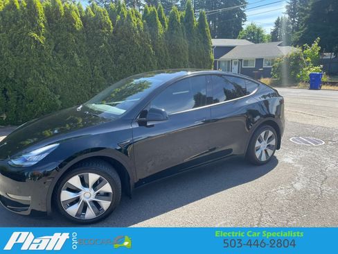 Used 2020 Tesla Model Y Long Range AWD/4WD image 4