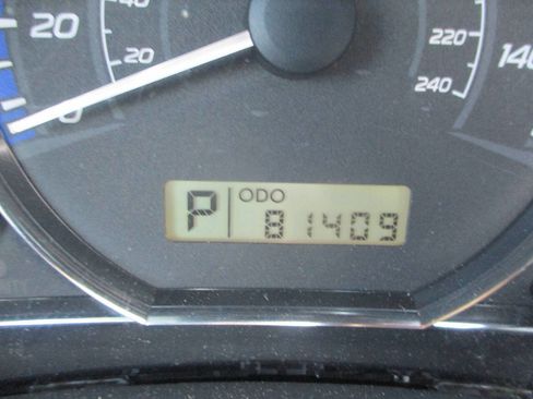 Used 2010 Subaru Forester 2.5X Premium image 12