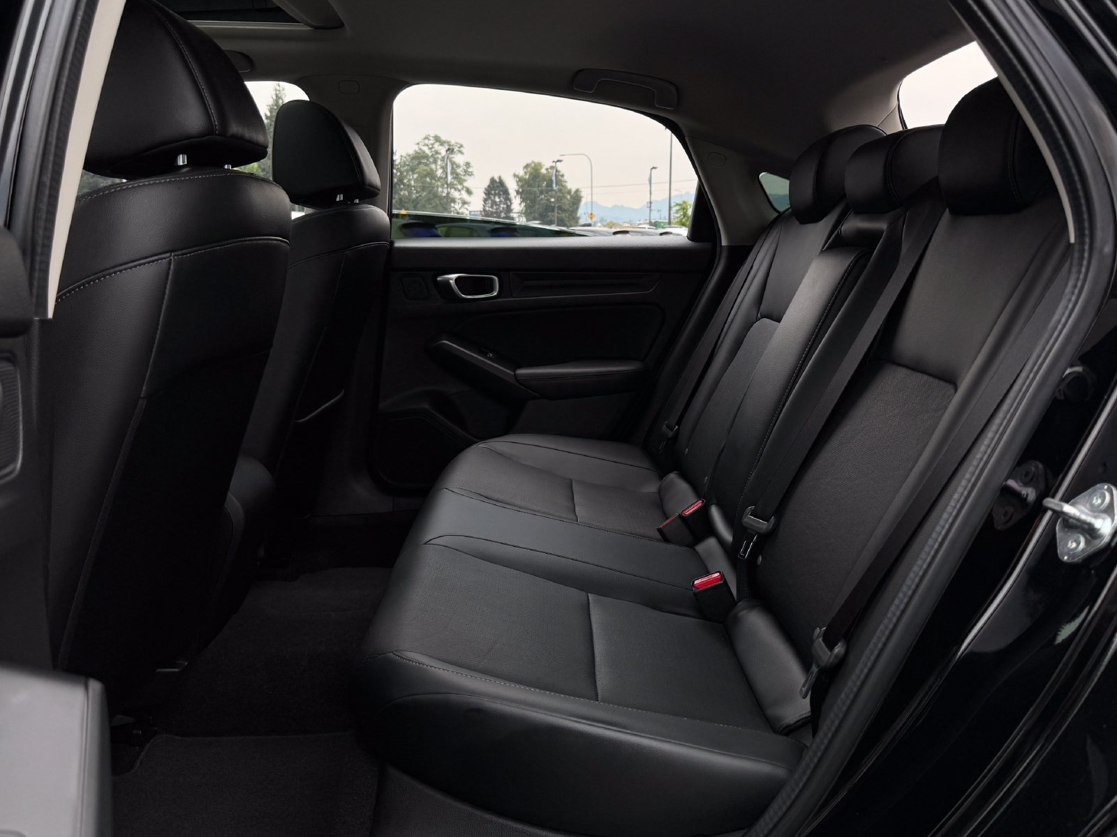 Used 2024 Honda Civic EX-L image 27
