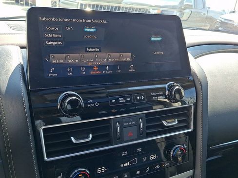 Used 2023 Nissan Armada Platinum w/ Captain's Chairs Package AWD/4WD image 3