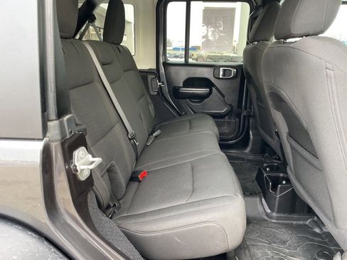 Used 2020 Jeep Wrangler Unlimited Sport S image 14