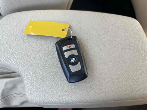 Used 2018 BMW 320i Sedan image 7