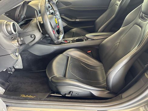 Used 2020 Ferrari Portofino RWD image 14
