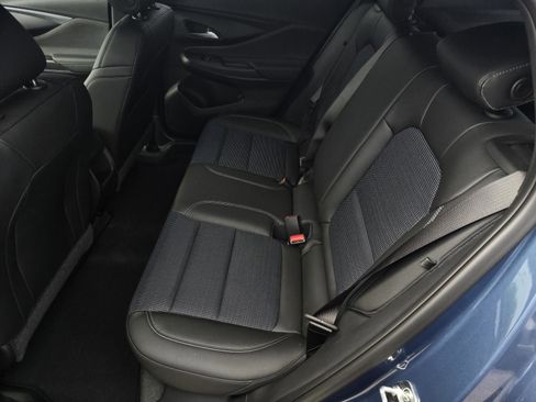 New 2026 Buick Envista Sport Touring w/ Convenience I Package FWD image 4