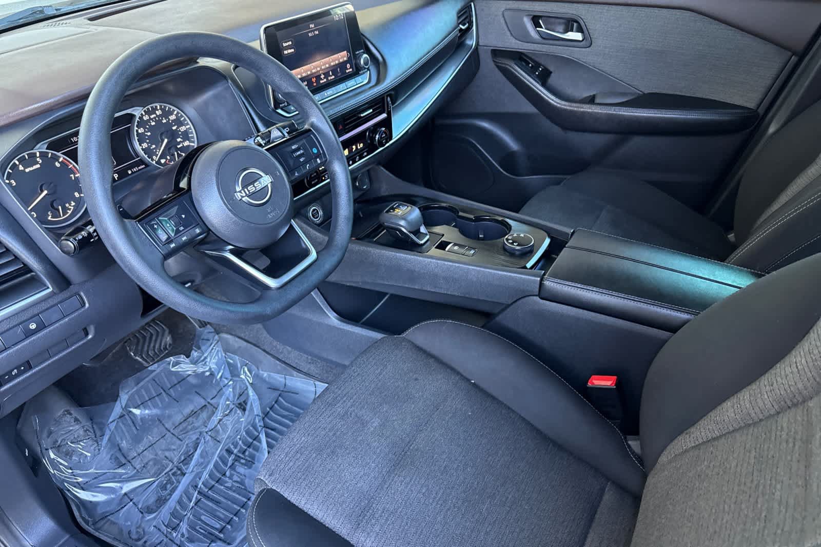 Used 2022 Nissan Rogue SV AWD/4WD image 11