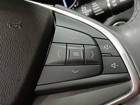 Used 2017 Cadillac XT5 Luxury FWD image 28