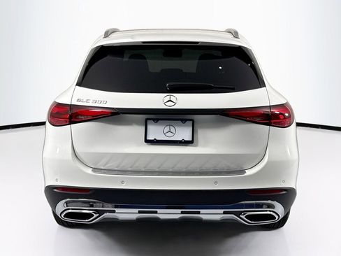 Certified 2026 Mercedes-Benz GLC 300 image 6