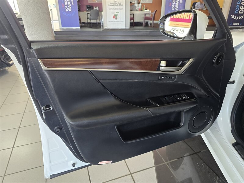 Used 2015 Lexus GS 350 AWD w/ Premium Package image 5