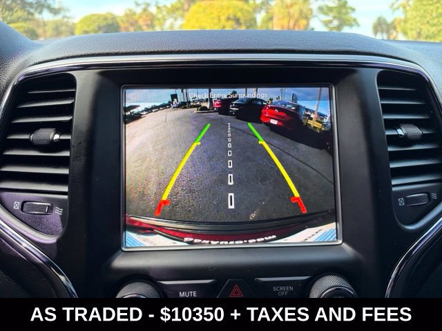 Used 2018 Jeep Grand Cherokee Altitude RWD image 24