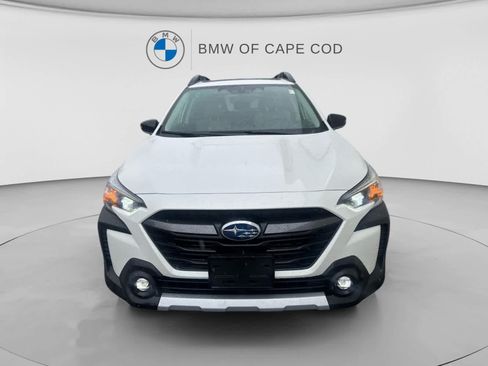 Used 2024 Subaru Outback Limited AWD/4WD image 3