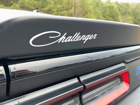 Used 2021 Dodge Challenger R/T w/ Plus Package image 12