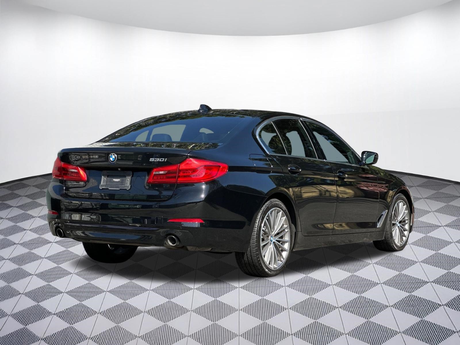 Used 2019 BMW 530i w/ Convenience Package RWD image 9