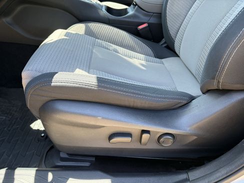 Used 2024 Subaru Outback Premium AWD/4WD image 28