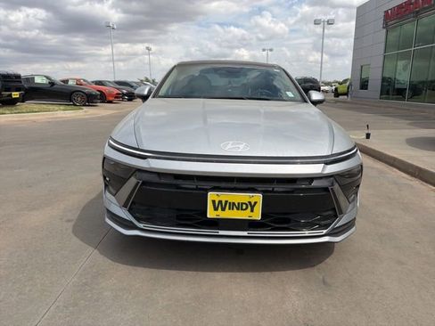 Used 2025 Hyundai Sonata SEL image 2