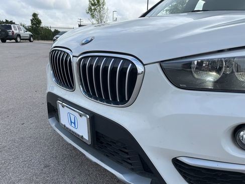 Used 2018 BMW X1 xDrive28i AWD/4WD image 13