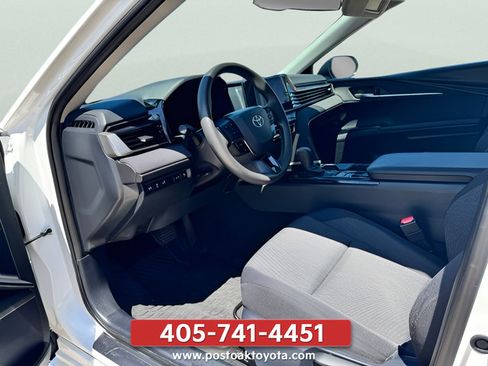 Used 2025 Toyota Camry LE FWD image 21