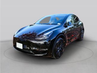 Used 2025 Tesla Model Y Long Range RWD video 1