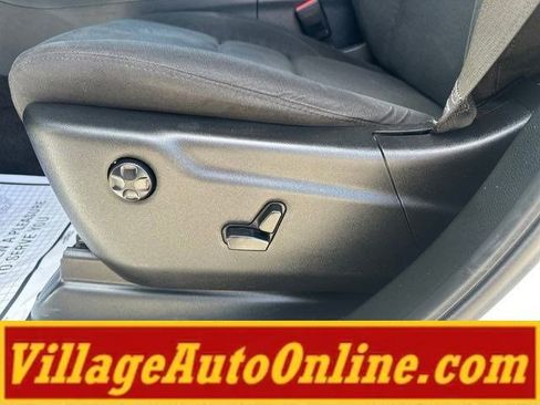 Used 2018 Dodge Durango SXT w/ Quick Order Package 2BB AWD/4WD image 17