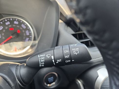 Used 2020 Toyota RAV4 XLE Premium FWD image 26