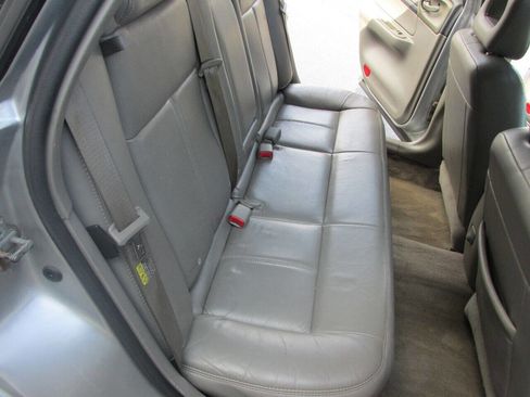 Used 2005 Chevrolet Impala SS w/ Sun And Sound Package image 10