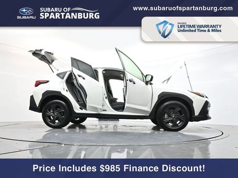Used 2024 Subaru Crosstrek 2.0i w/ Crosstrek Mirror Package image 38
