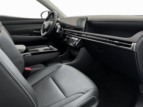 New 2025 Hyundai Tucson Limited image 15