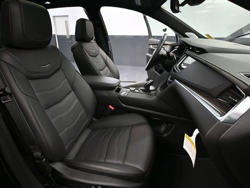 Used 2023 Cadillac XT5 Premium Luxury w/ Platinum Package image 56