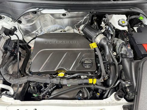 Used 2024 Buick Envista Sport Touring w/ Convenience I Package FWD image 29