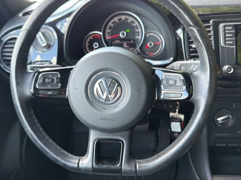 Used 2019 Volkswagen Beetle 2.0T S FWD image 11