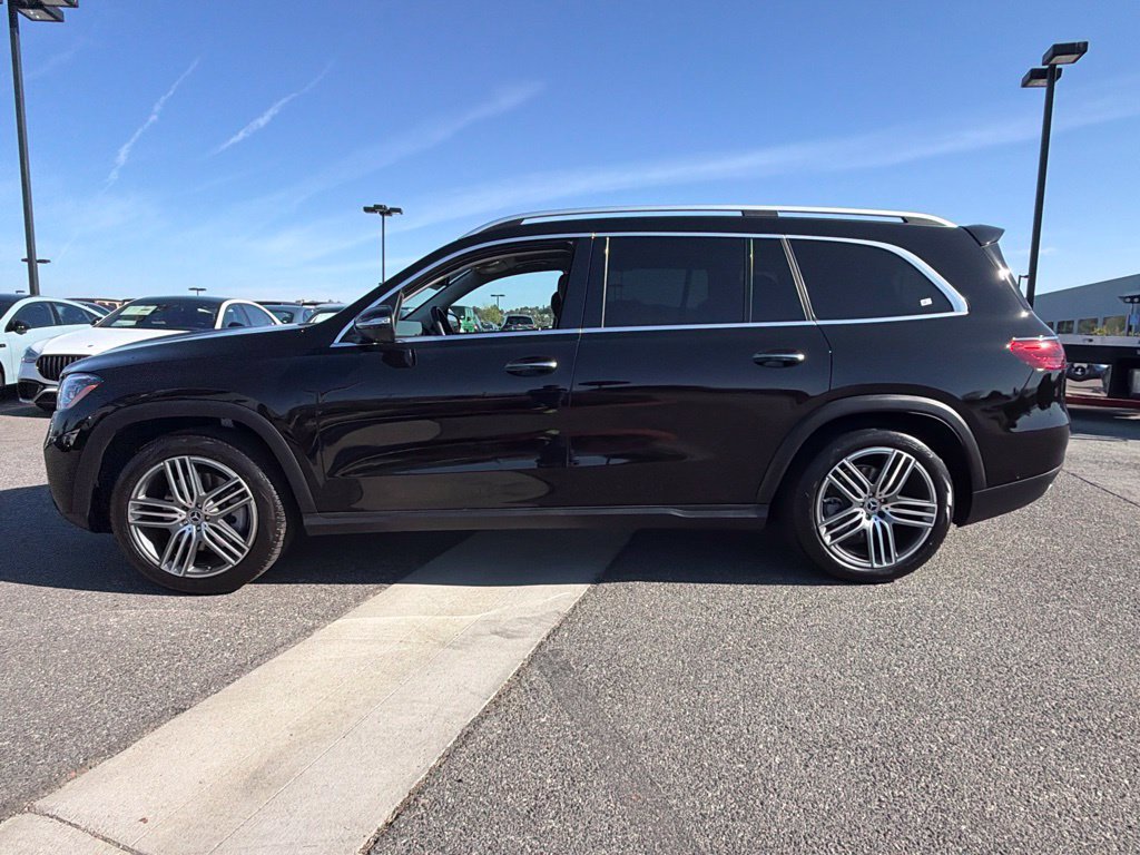 Certified 2026 Mercedes-Benz GLS 450 4MATIC image 12