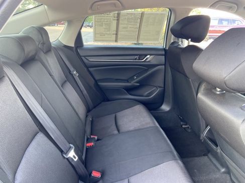 Used 2019 Honda Accord LX image 21