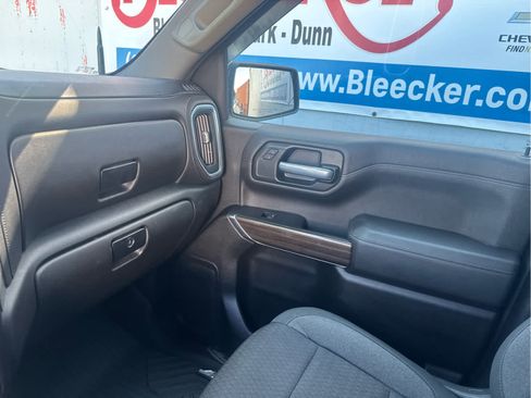 Used 2021 Chevrolet Silverado 1500 LT Trail Boss image 32