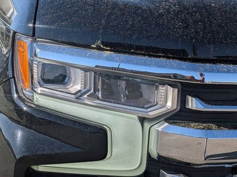 Used 2022 Chevrolet Silverado 1500 LTZ w/ LTZ Convenience Package II AWD/4WD image 9