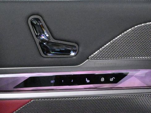 New 2025 BMW 740i xDrive image 29