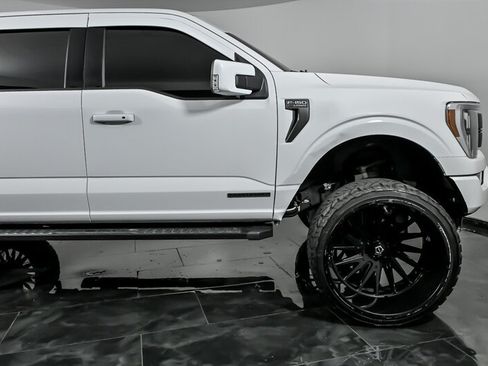 Used 2021 Ford F150 Lariat w/ Equipment Group 502A High AWD/4WD image 11