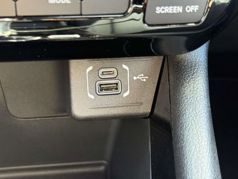 New 2026 Jeep Compass Limited w/ Sun, Sound & Navigation Group AWD/4WD image 31