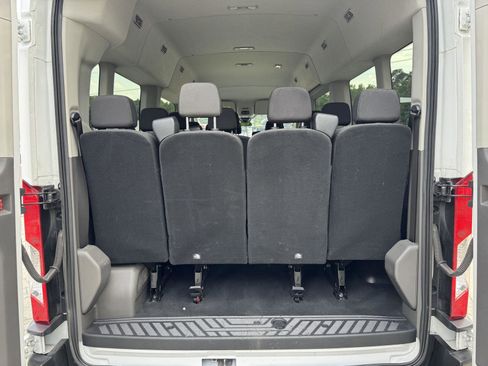 Used 2024 Ford Transit 350 XLT RWD image 10