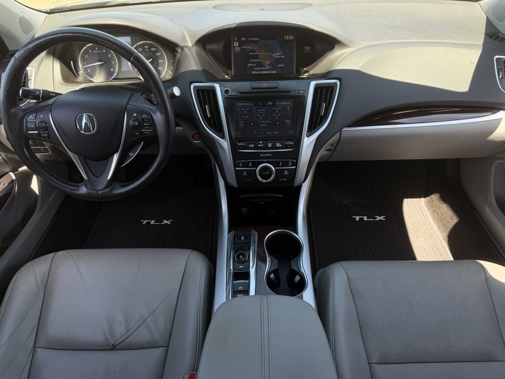 Used 2017 Acura TLX w/ Technology Package FWD image 10