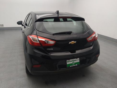 Used 2017 Chevrolet Cruze LT w/ Convenience Package FWD image 6