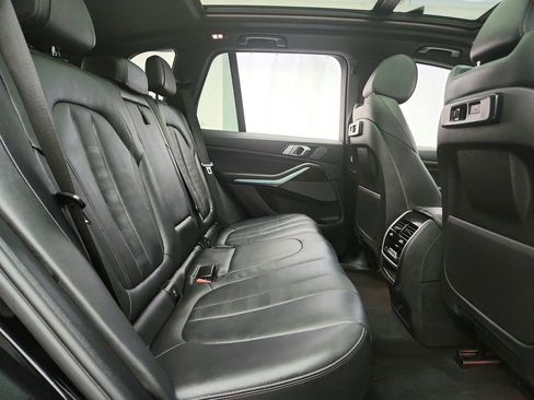 Used 2021 BMW X5 xDrive40i w/ M Sport Package AWD/4WD image 35