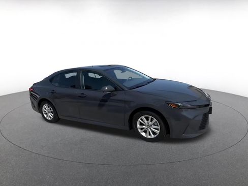 Used 2025 Toyota Camry LE FWD image 2